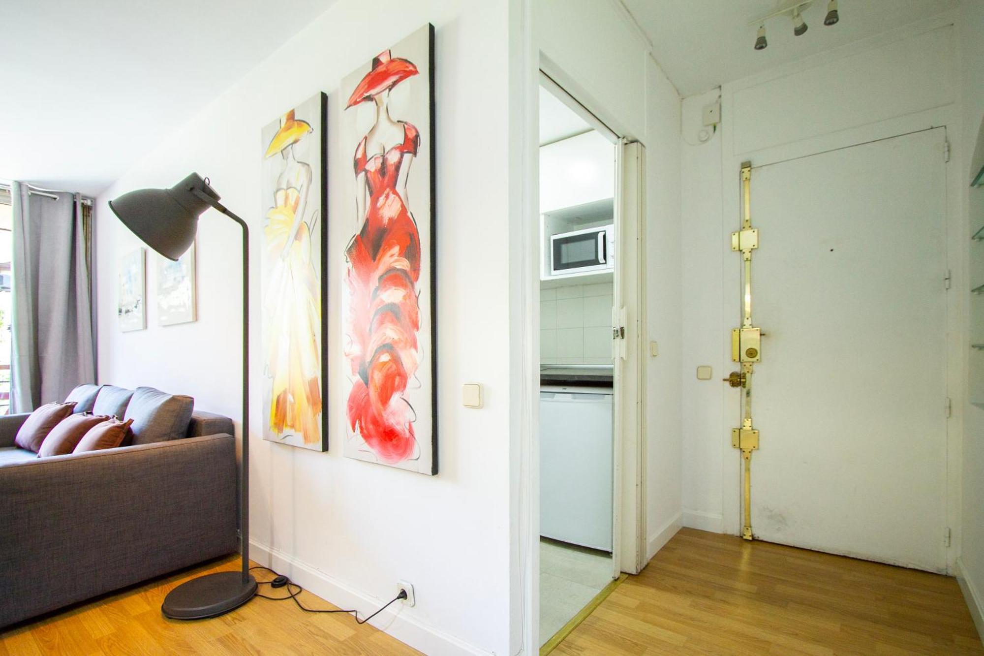 Apartamento Tosca Deco มาดริด ภายนอก รูปภาพ